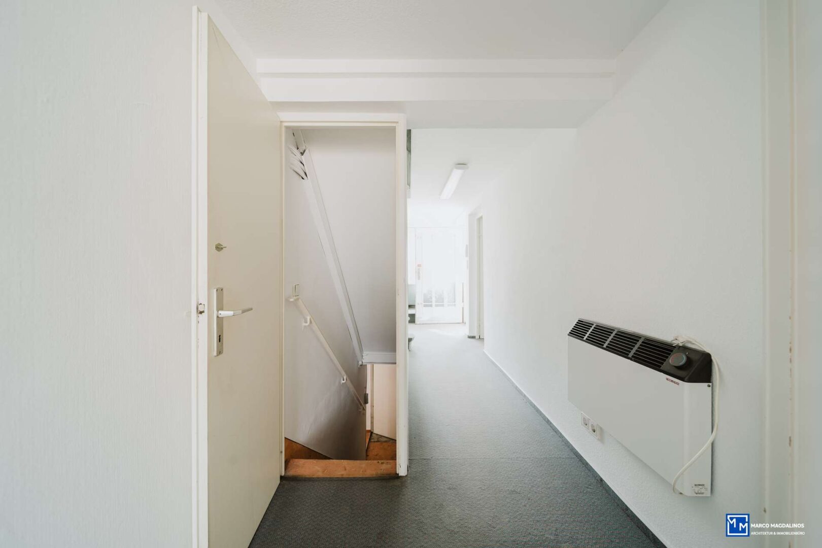 Erdgeschoss Zugang zum Keller