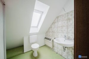 Dachgeschoss Bad